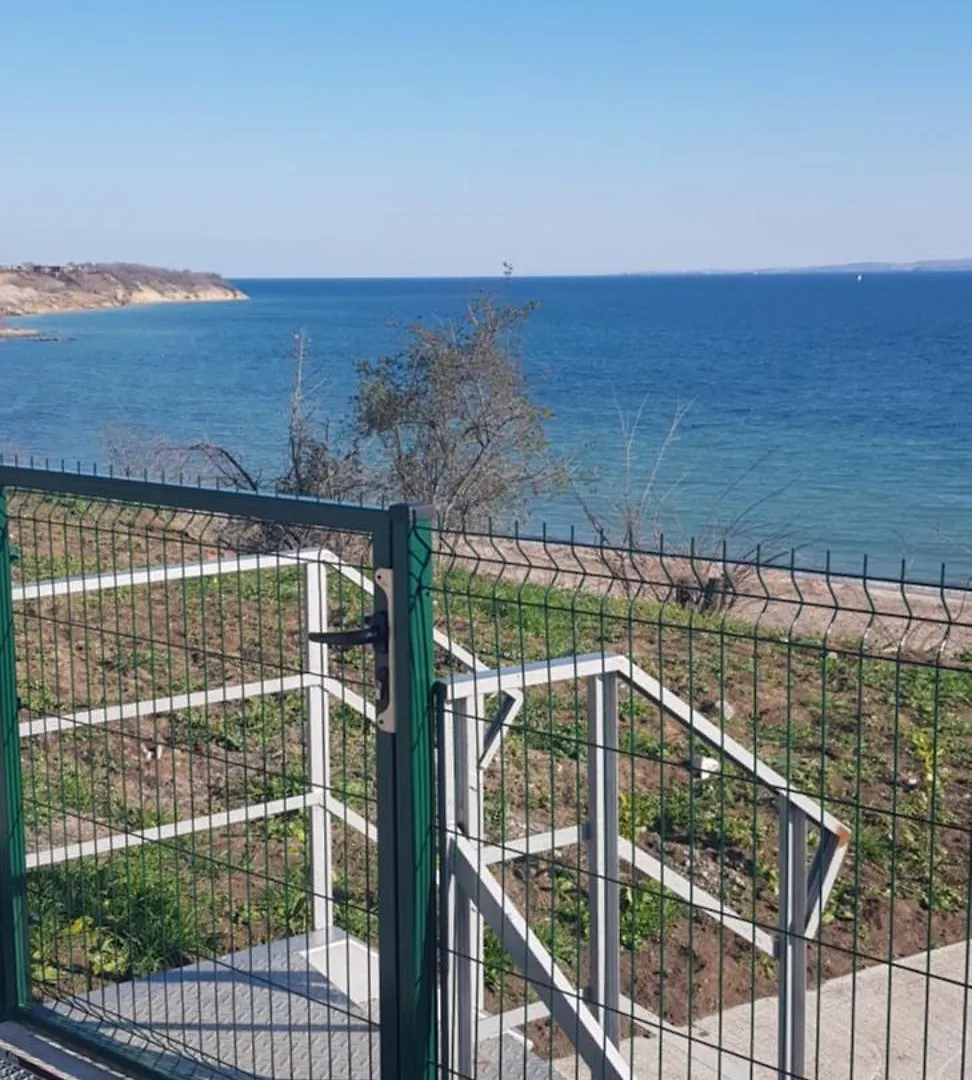 Сарафово Лукс Гарден Първа Линия Διαμέρισμα Μπουργκάς